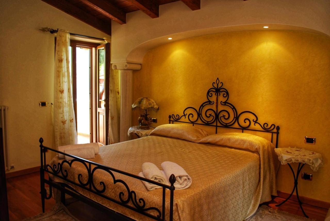 Villa Fior Di Loto Limone sul Garda Esterno foto