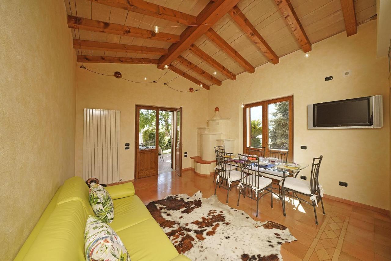 Villa Fior Di Loto Limone sul Garda Esterno foto
