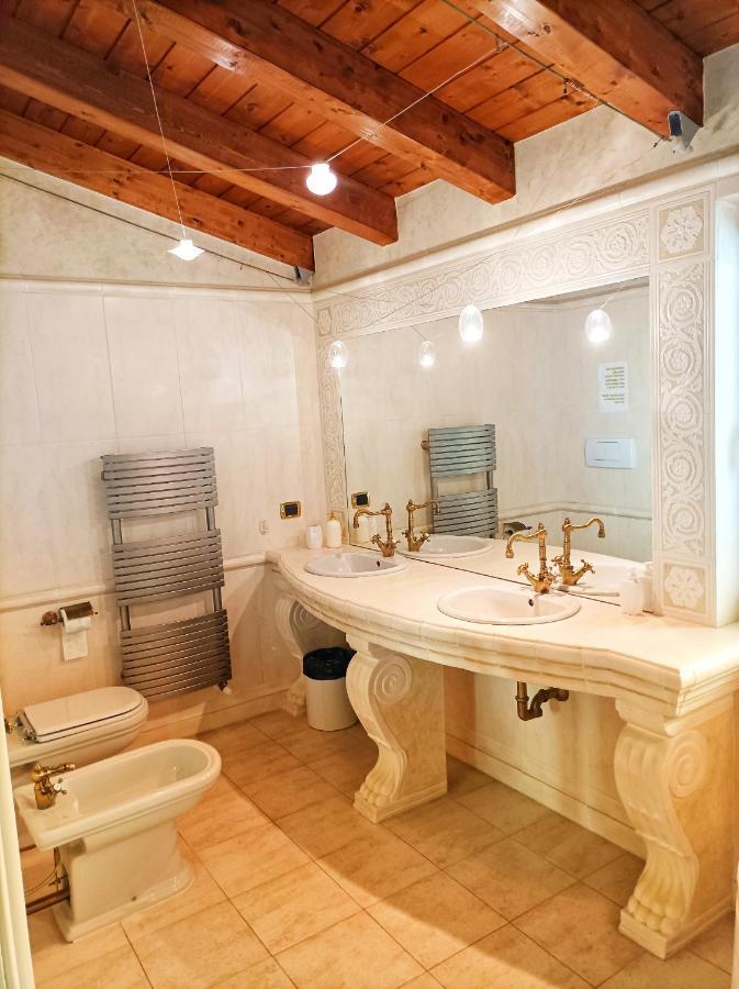 Villa Fior Di Loto Limone sul Garda Esterno foto