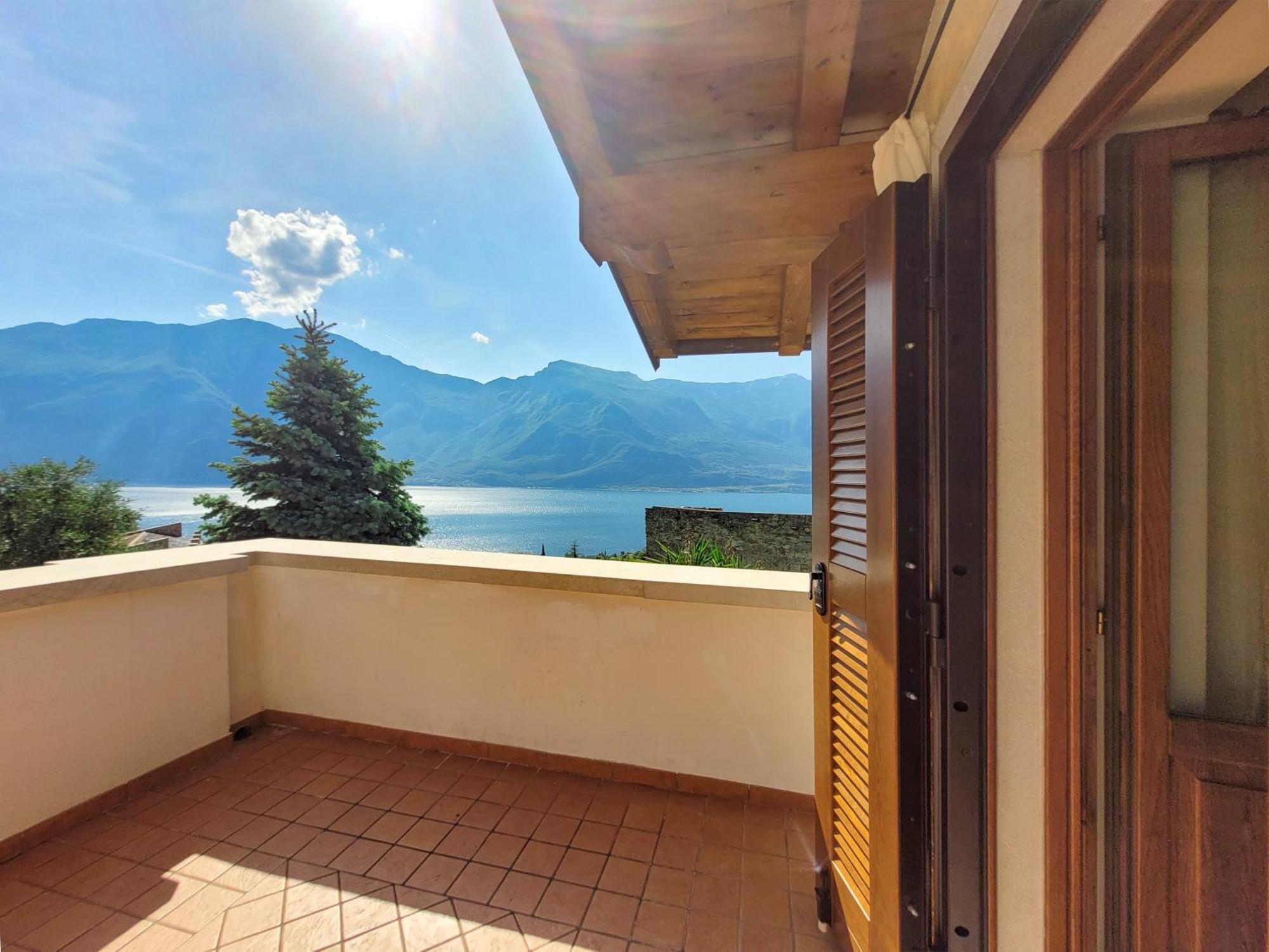 Villa Fior Di Loto Limone sul Garda Esterno foto