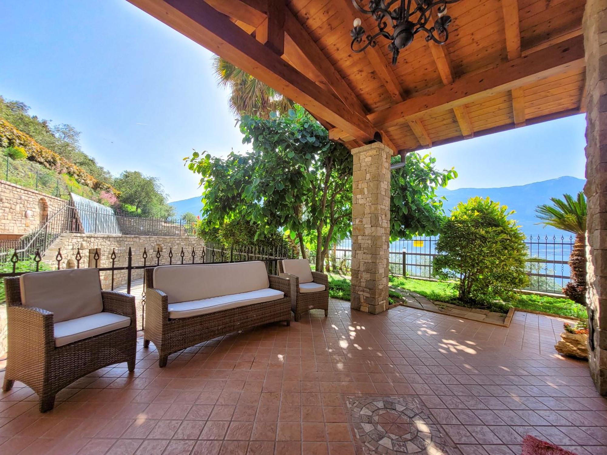 Villa Fior Di Loto Limone sul Garda Esterno foto